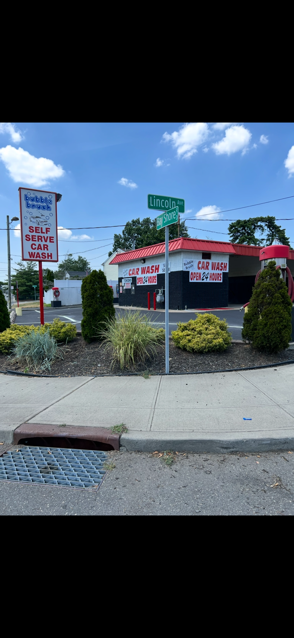 Bubble Brush Car Wash Facility
